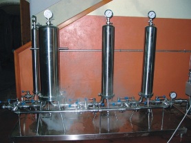 bacchus steam filter, used when pumping steam through bottling lines and wine barrels, for cleaning